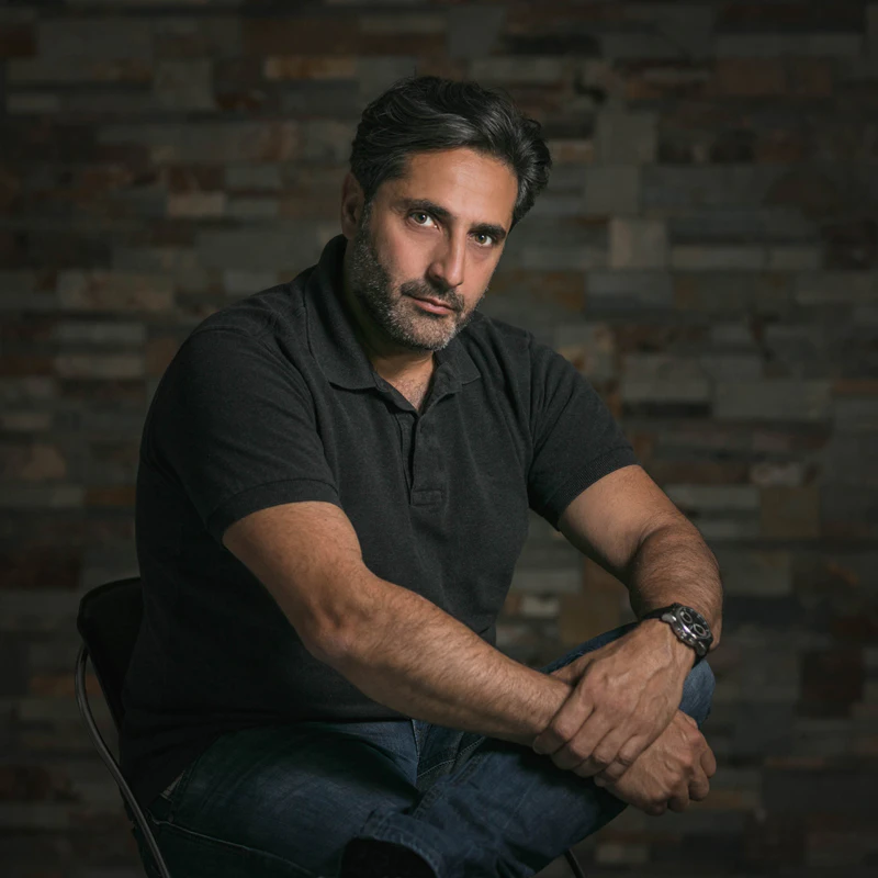 Photo de portrait professionnel à Paris & IDF - Ronan Jégaden