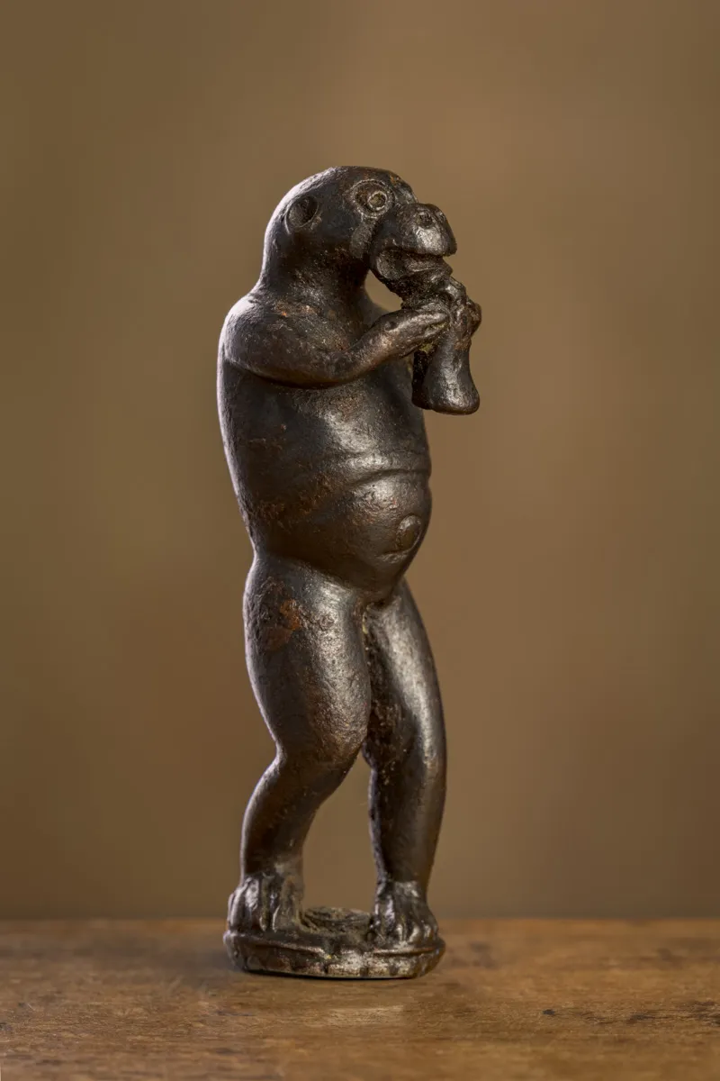 Photographie de Statuette Vente au enchères