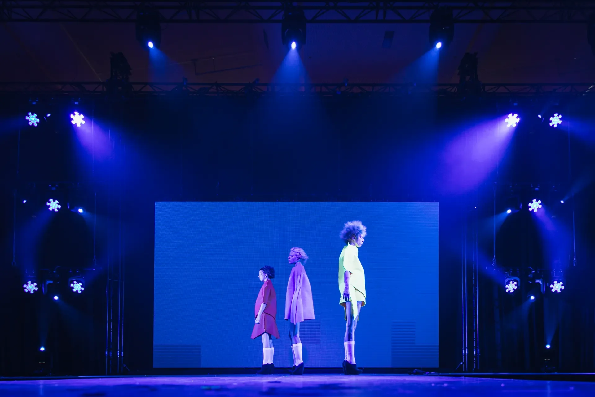 Scénographie lumineuse lors d'un événement Schwarzkopf à Paris
